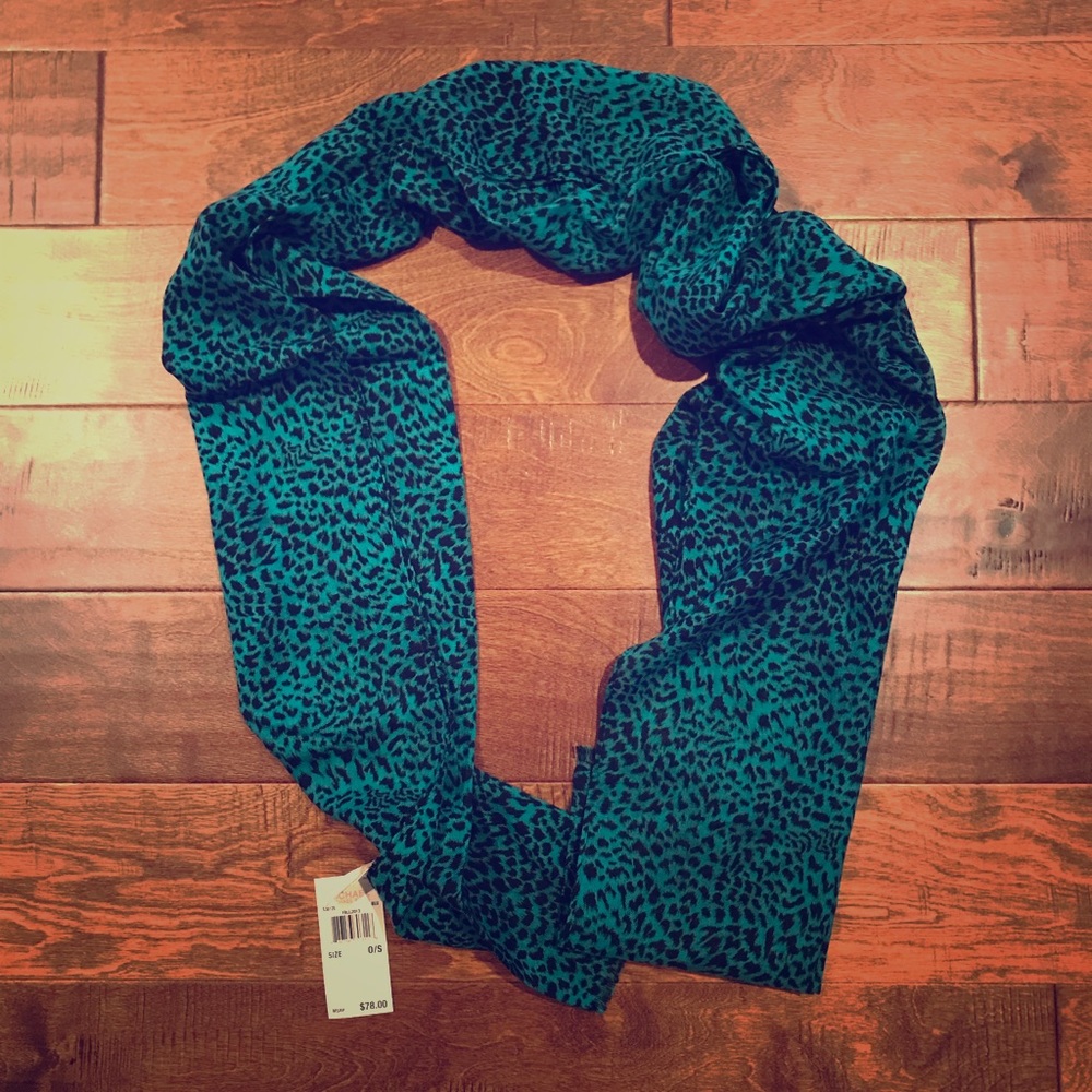 NWT Michael Kors Scarf
